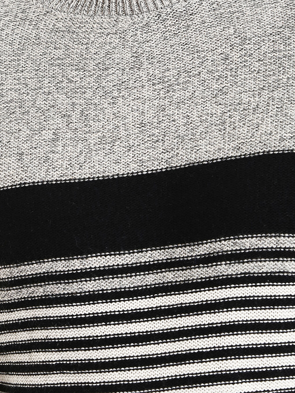 Crew Neck Striped Men's Knitwear Sweater-2