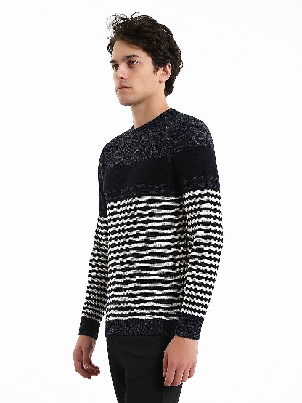 Crew Neck Striped Men's Knitwear Sweater-3