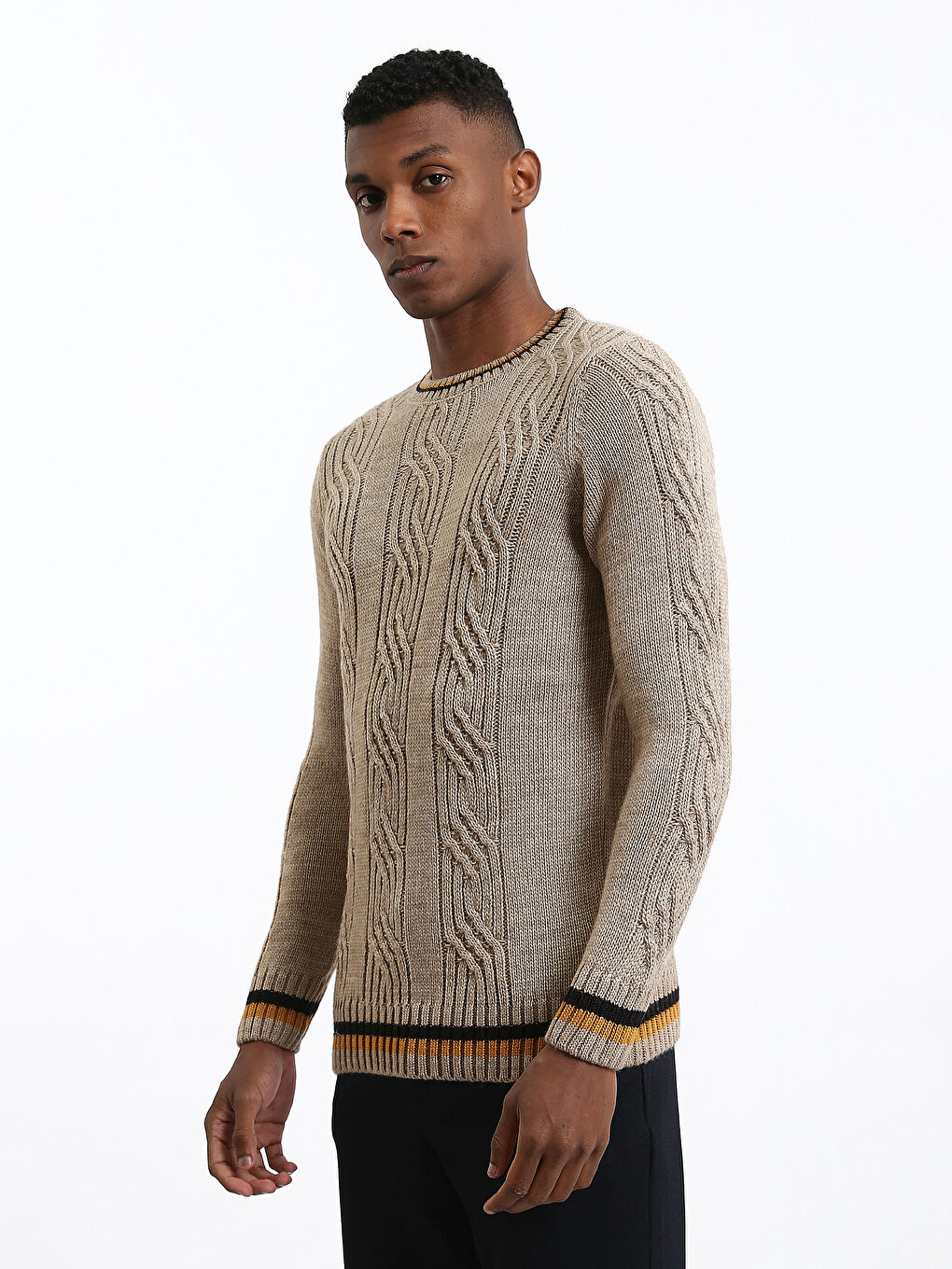 بلوفر تريكو كم طويل بياقة دائرية للرجال-3