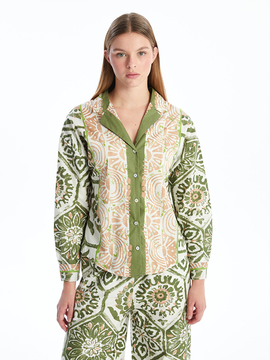 قميص نسائي أوفراسايز كم طويل منقوش