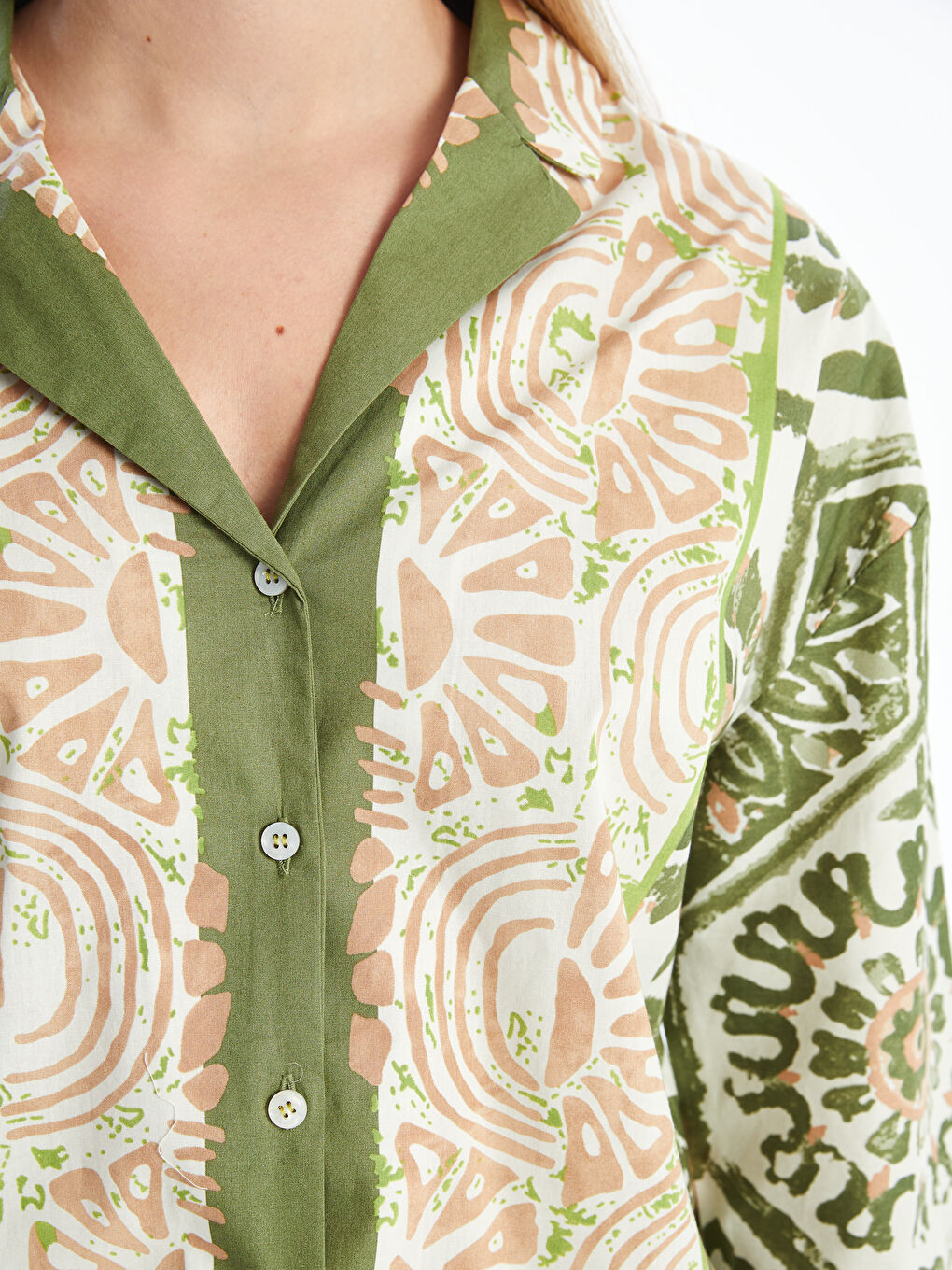 قميص نسائي أوفراسايز كم طويل منقوش-3