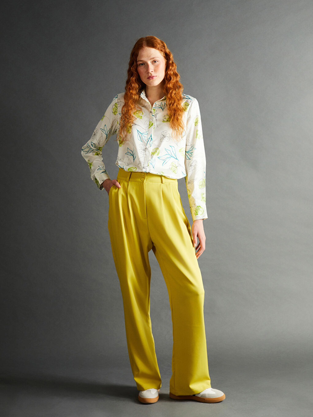 بنطلون واسع للسيدات