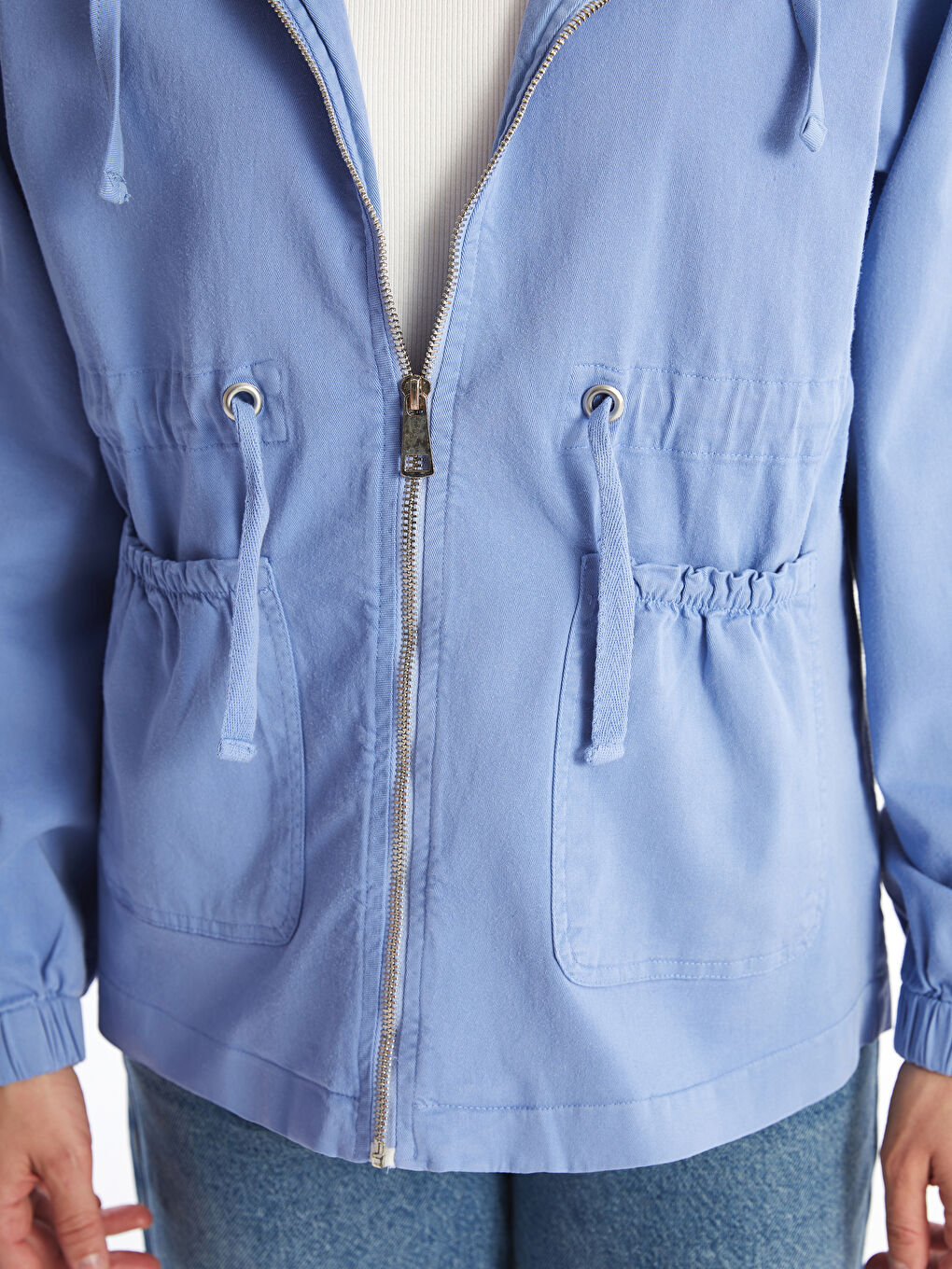 جاكيت بكابوش للسيدات-2