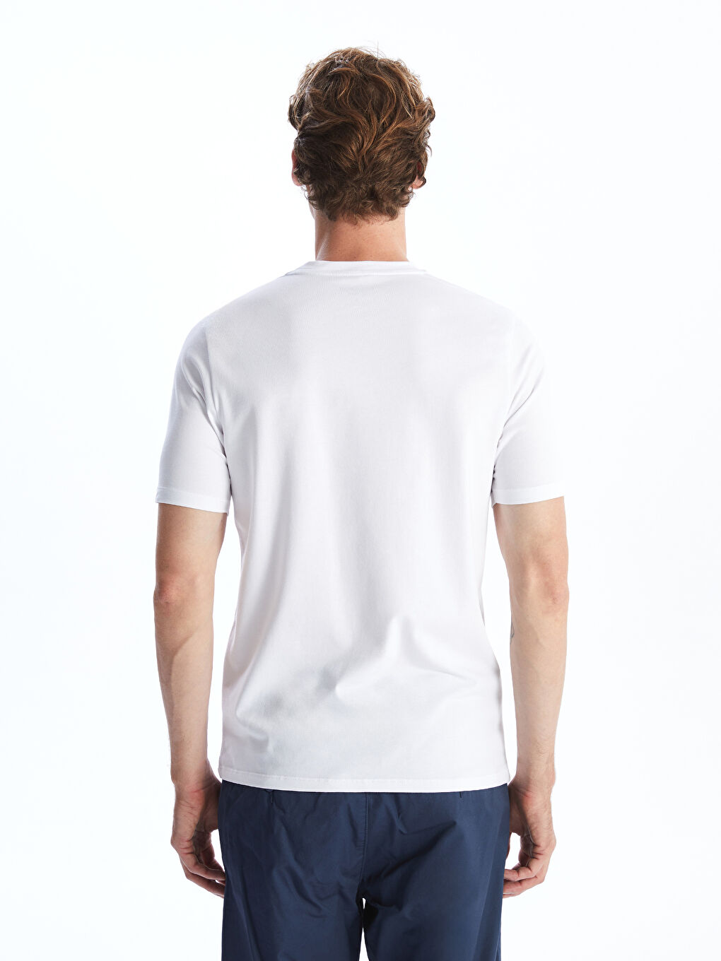 تيشيرت مطبوع برقبة دائرية وكم قصير للرجال-3