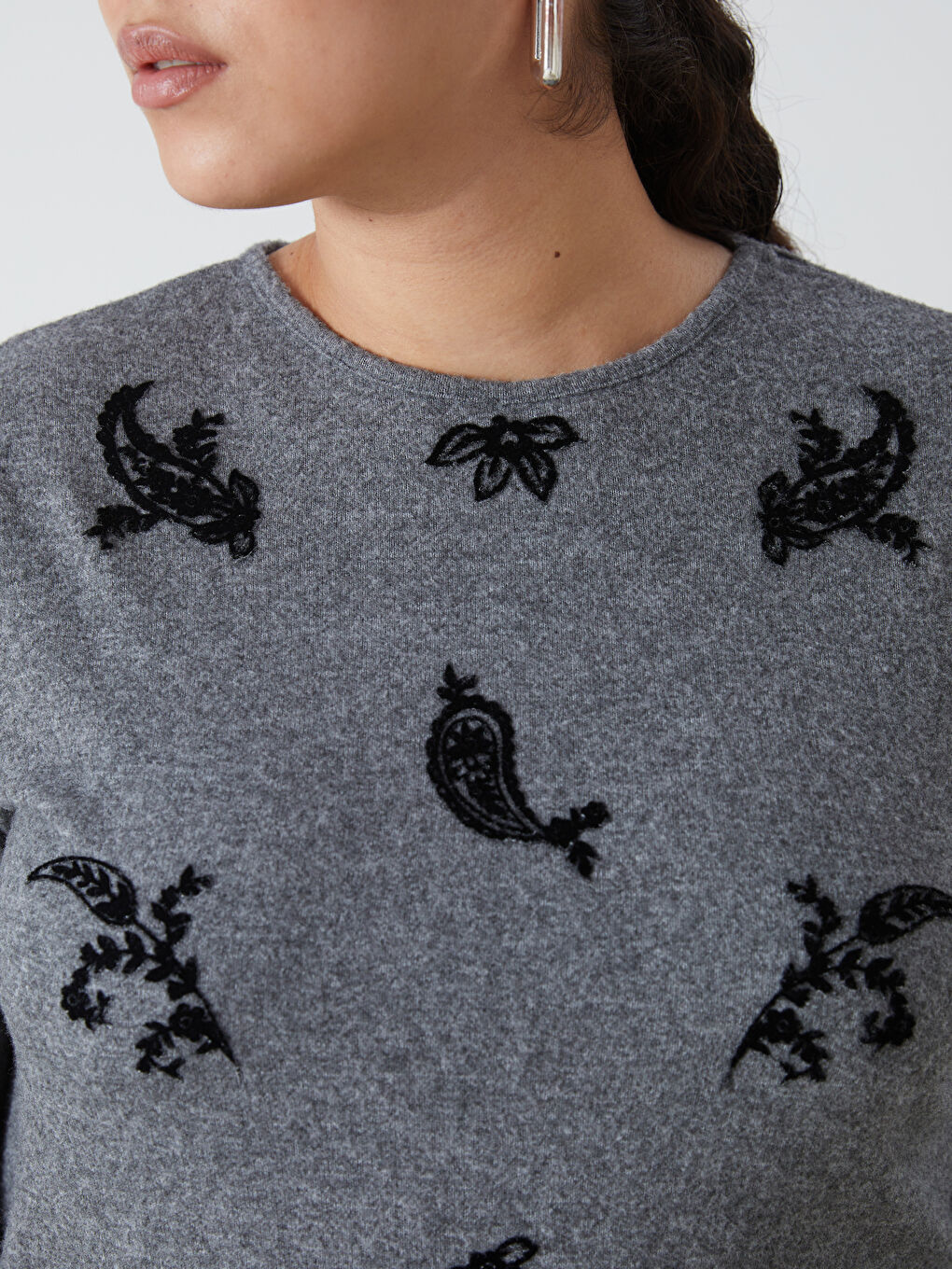 LCW Grace Crew Neck Embroidered Women's Blouse -W4IS37Z8-L8N