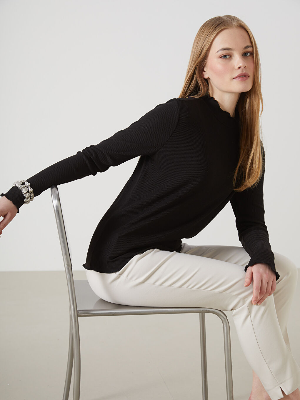 ياقة قمع جسم للسيدات