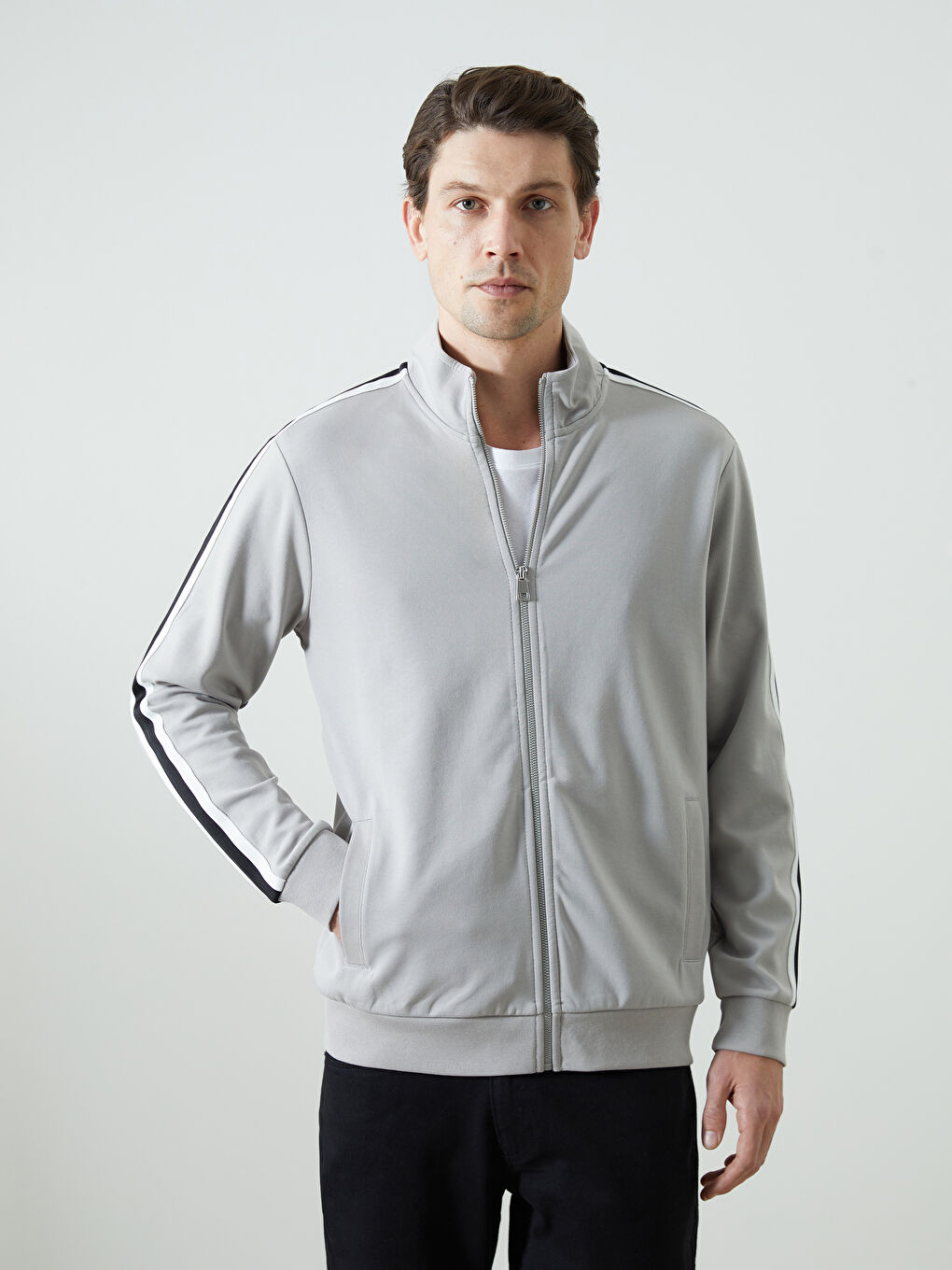 LCWAIKIKI Basic Gri Dik Yaka Uzun Kollu Erkek Fermuarlı Sweatshirt