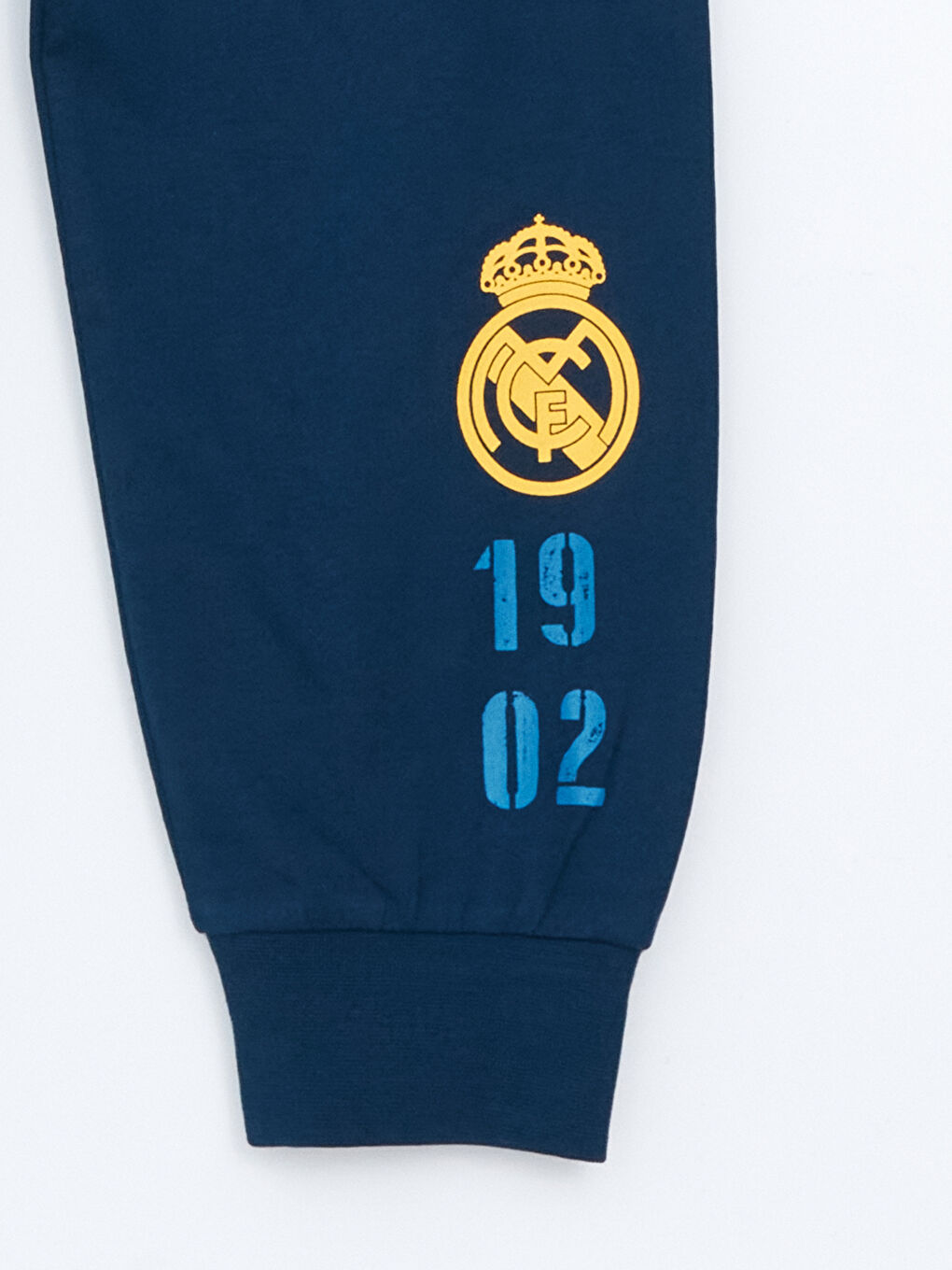 LCW Kids Orta Mavi Baskılı Bisiklet Yaka Real Madrid Baskılı Erkek Çocuk Pijama Takımı - 5