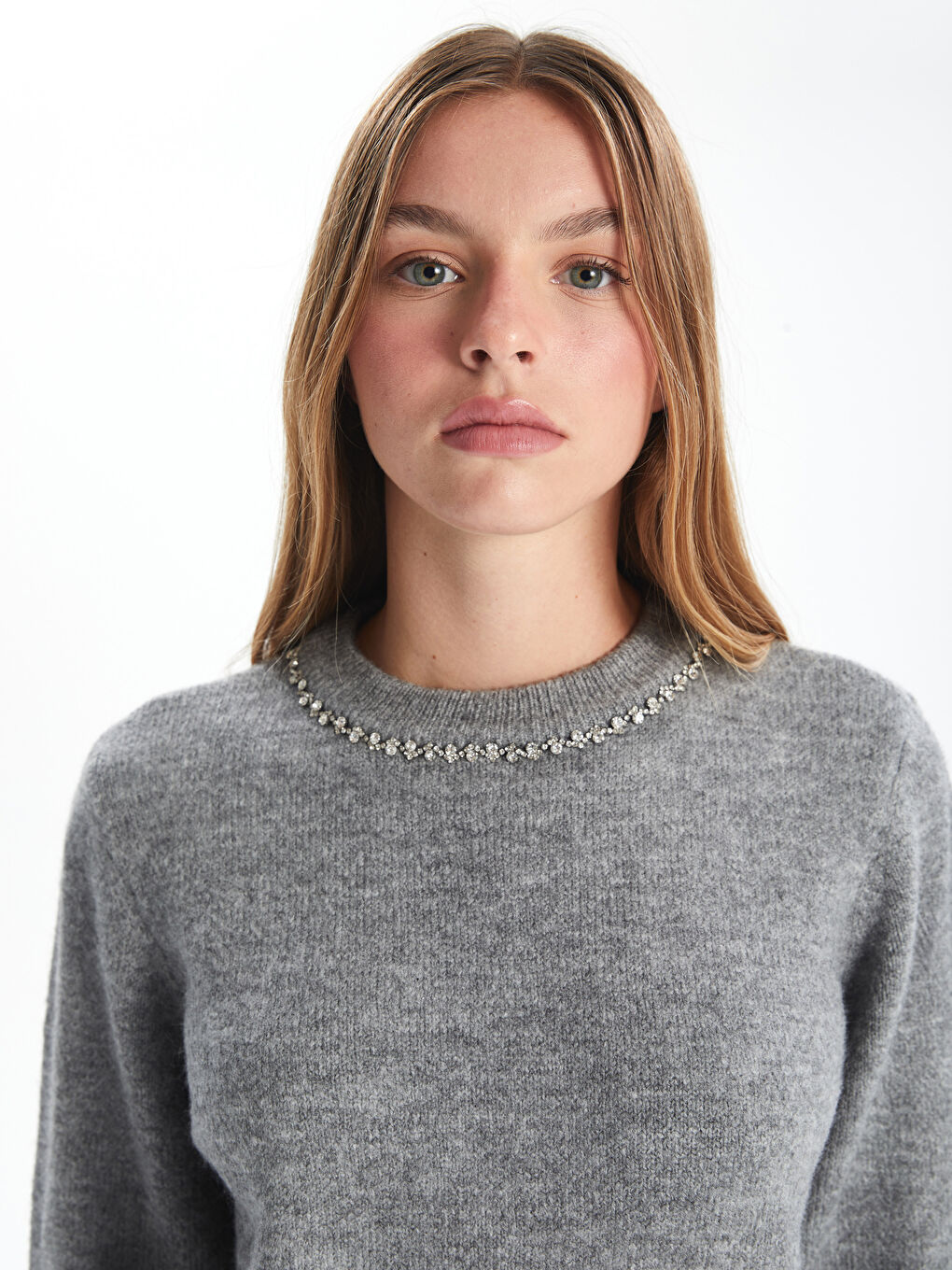Свитер из трикотажа с круглым вырезом, украшенный стразами для женщин-2