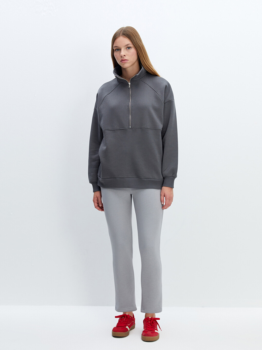 Women's Sweatpants With Elastic Waist