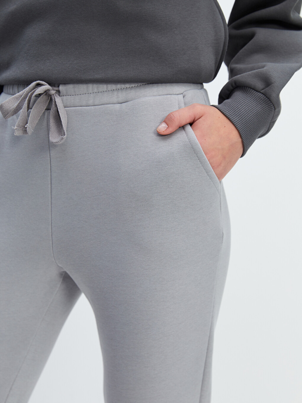 Women's Sweatpants With Elastic Waist-2