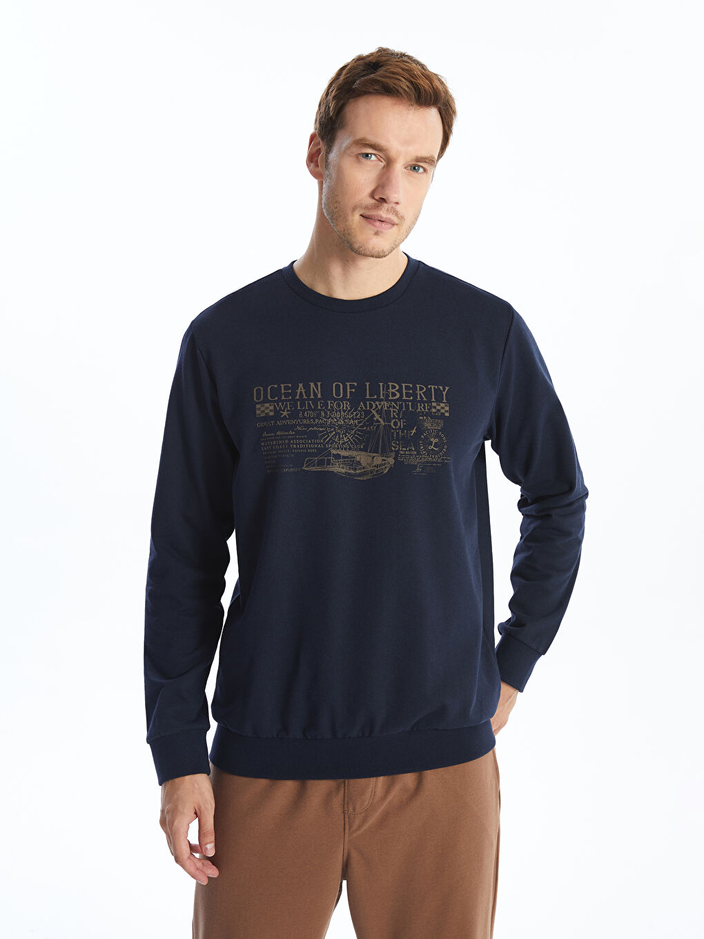 LCW ECO Lacivert Bisiklet Yaka Uzun Kollu Baskılı Erkek Sweatshirt