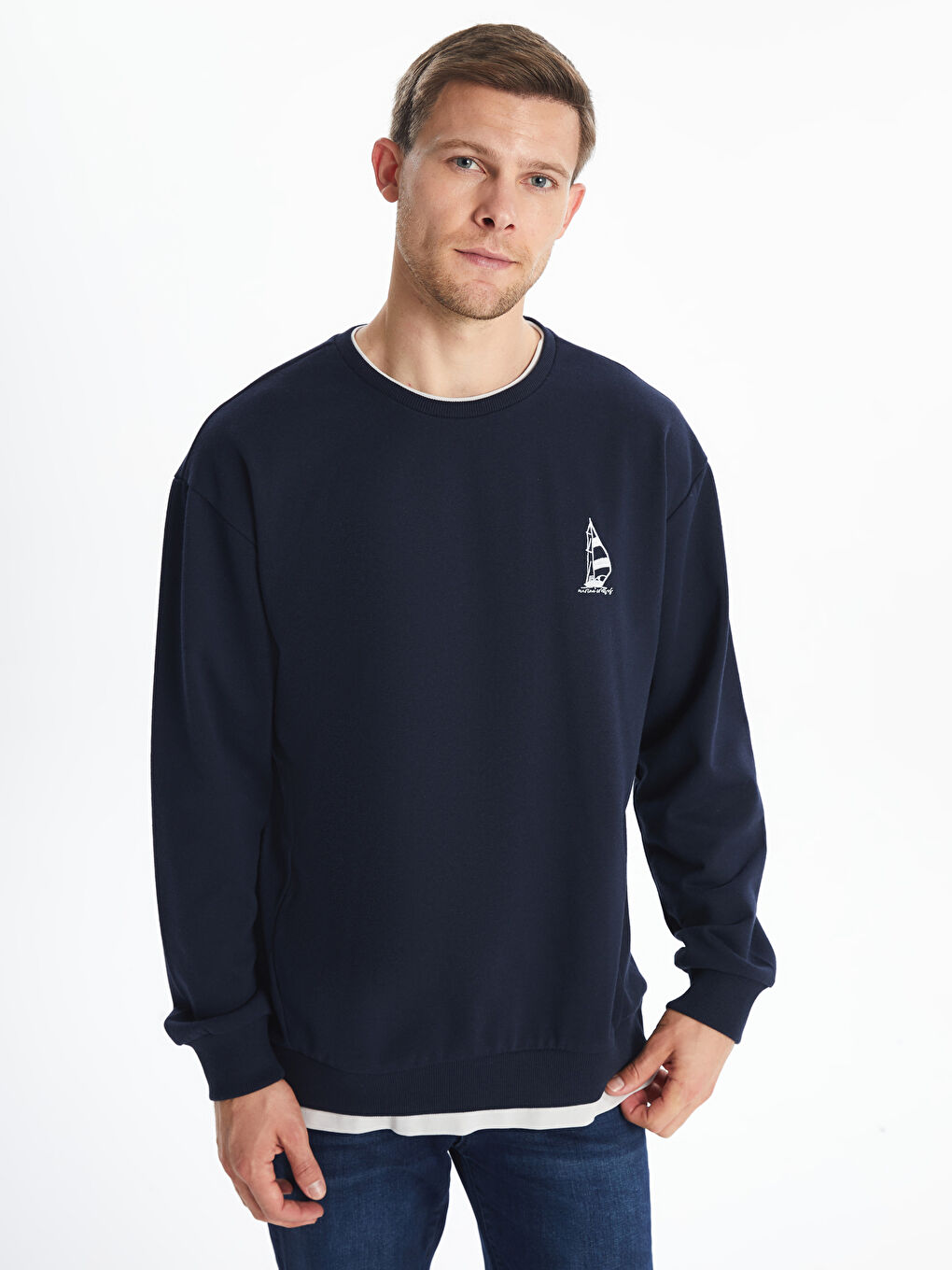 LCW ECO Lacivert Bisiklet Yaka Uzun Kollu Baskılı Erkek Sweatshirt