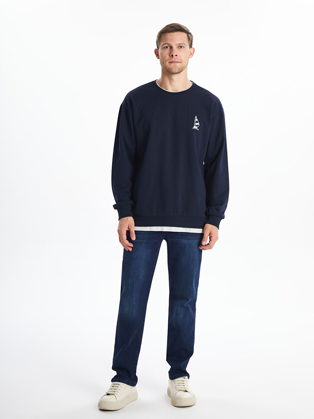 LCW ECO Lacivert Bisiklet Yaka Uzun Kollu Baskılı Erkek Sweatshirt - 1