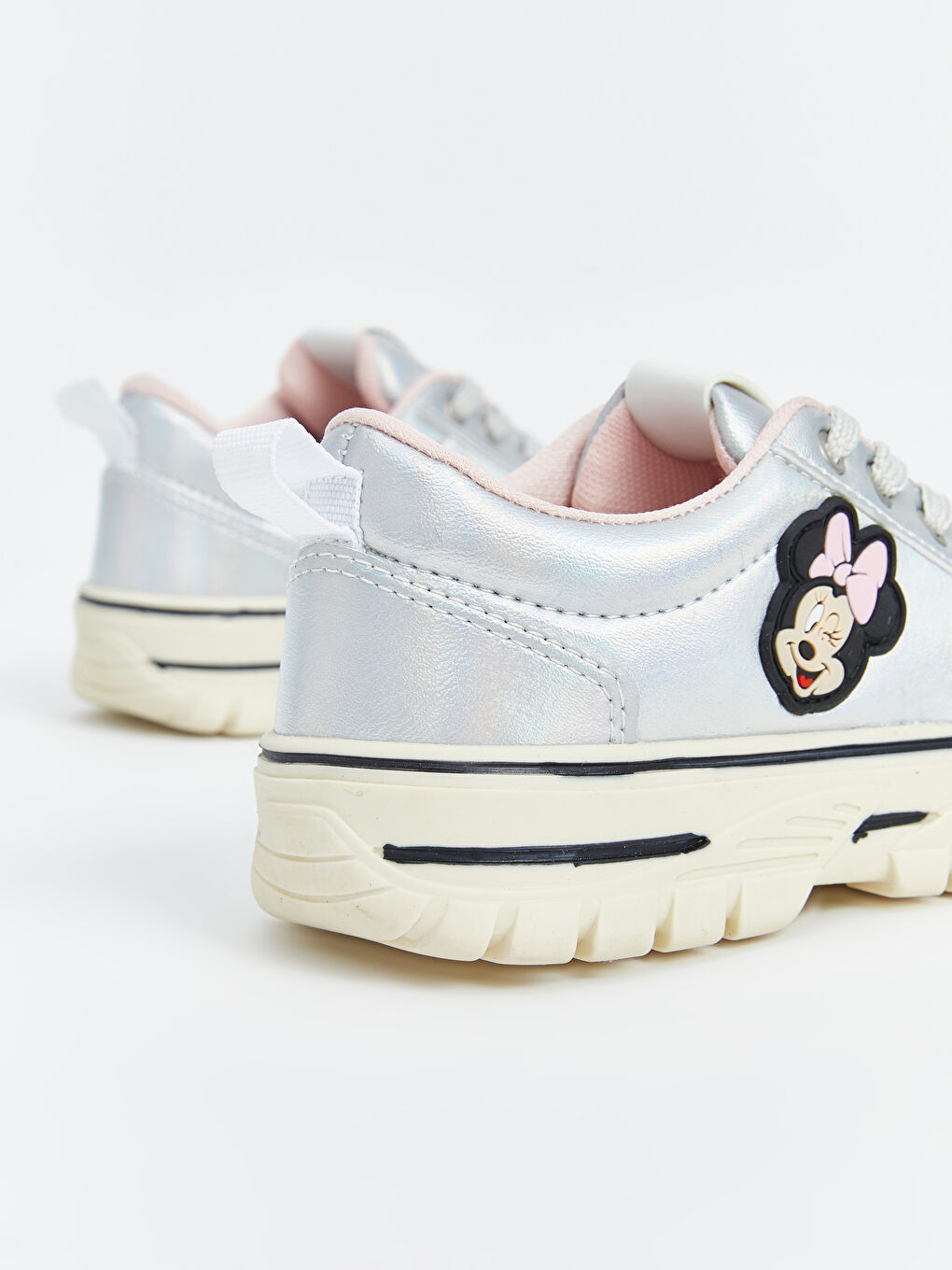 Minnie Mouse Printed Girls' Sneakers-3