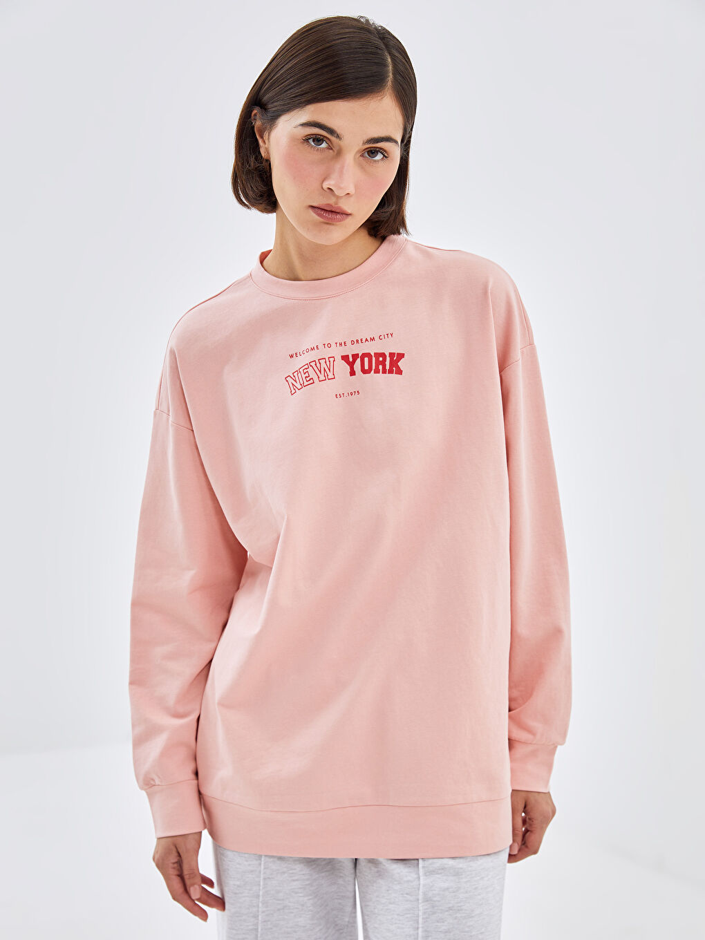 LC WAIKIKI Pembe Bisiklet Yaka Baskılı Oversize Kadın Sweatshirt