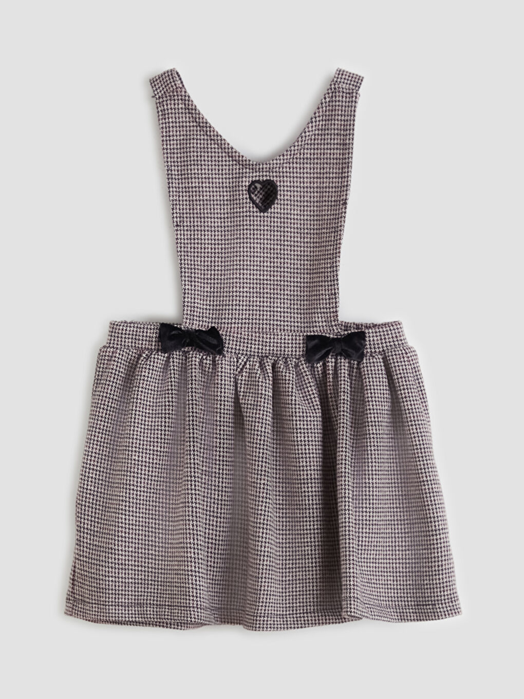 Siyah V Yaka Fiyonk Detaylı Kız Çocuk Salopet Elbise