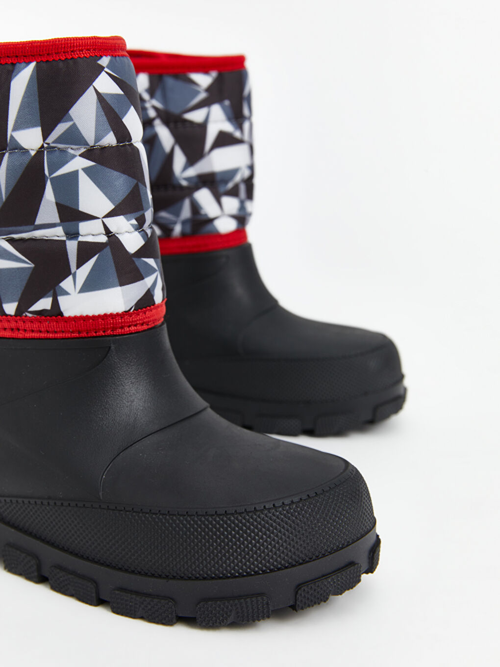 Siyah Baskılı Cırt Cırtlı Erkek Çocuk Bot-2