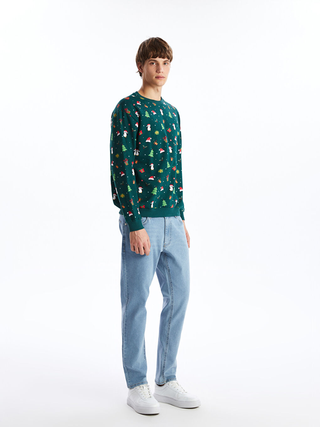 Yeşil Bisiklet Yaka Uzun Kollu Yılbaşı Temalı Erkek Kalın Sweatshirt-1