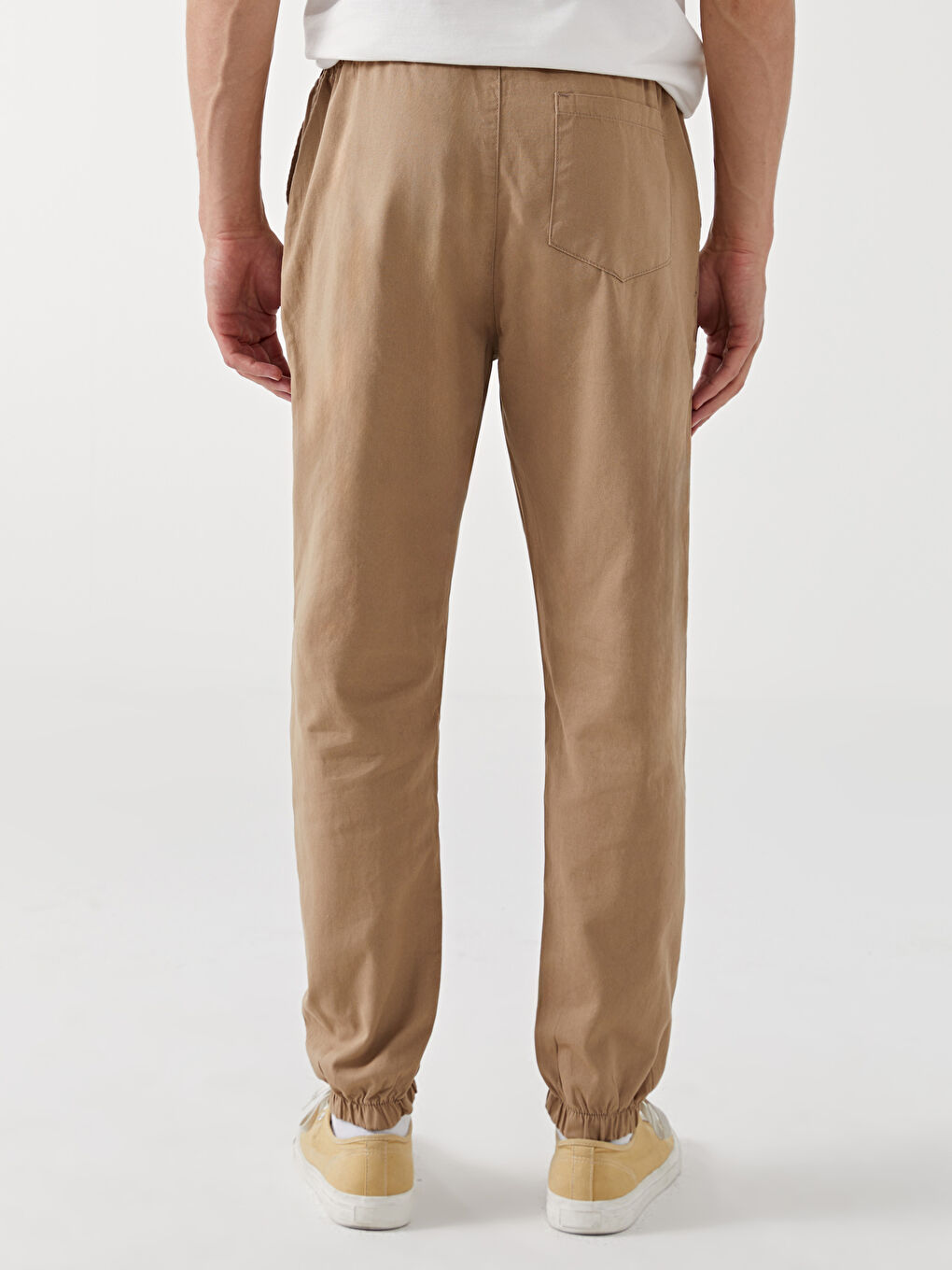 LCW ECO Bej Standart Kalıp Gabardin Erkek Jogger Pantolon - 3