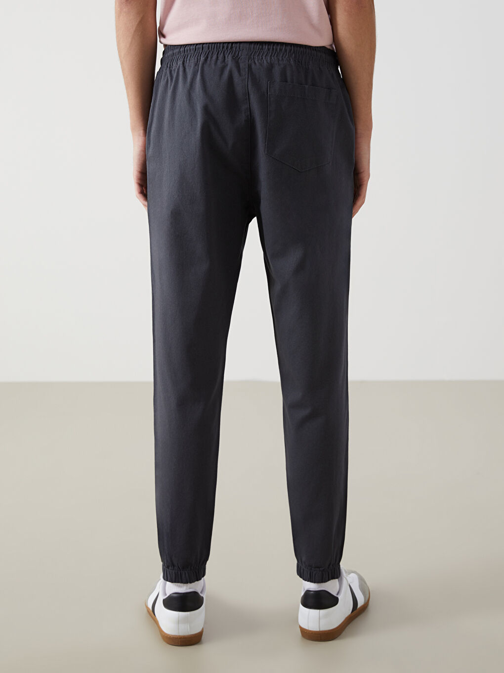 LCW ECO Gri Standart Kalıp Gabardin Erkek Jogger Pantolon - 3