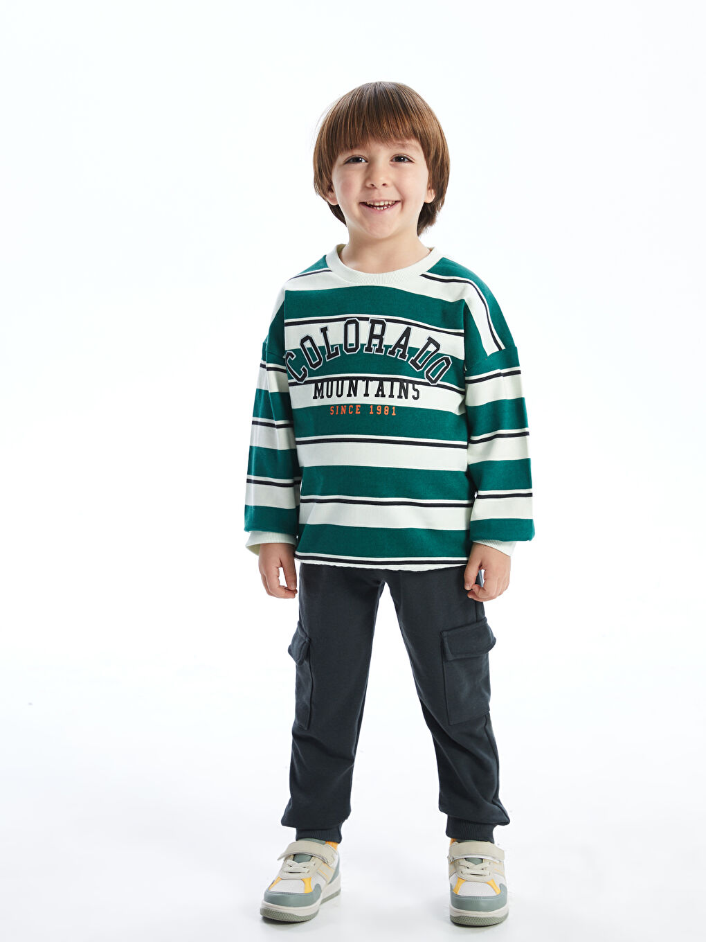 LCW Kids Bej Bisiklet Yaka Erkek Çocuk Sweatshirt ve Eşofman Alt 2'li - 1