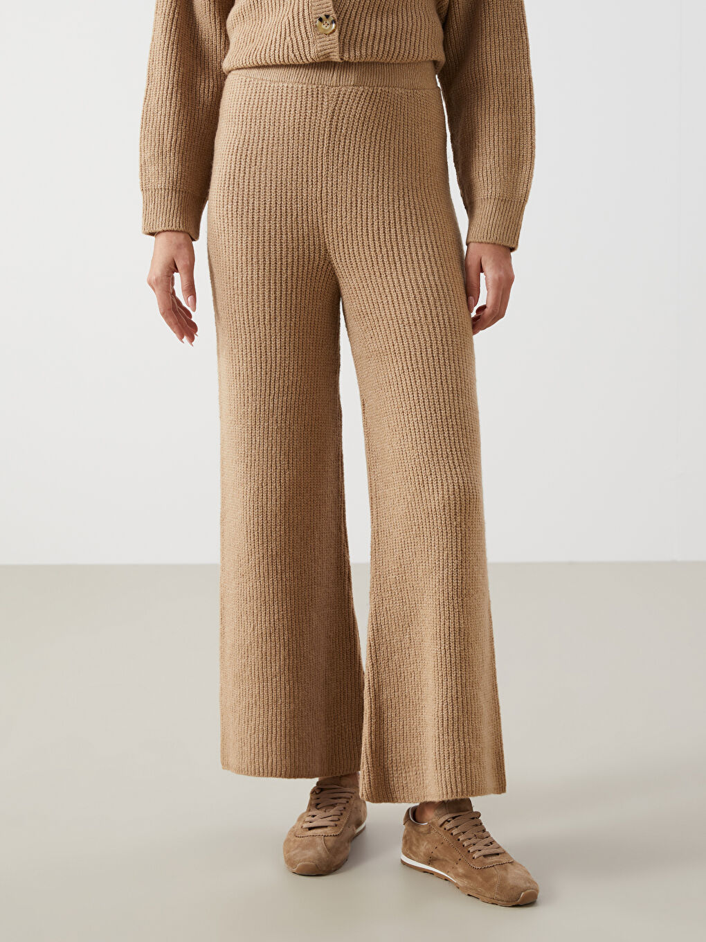 Elasticated Waist Textured Women's Knitwear Trousers-1