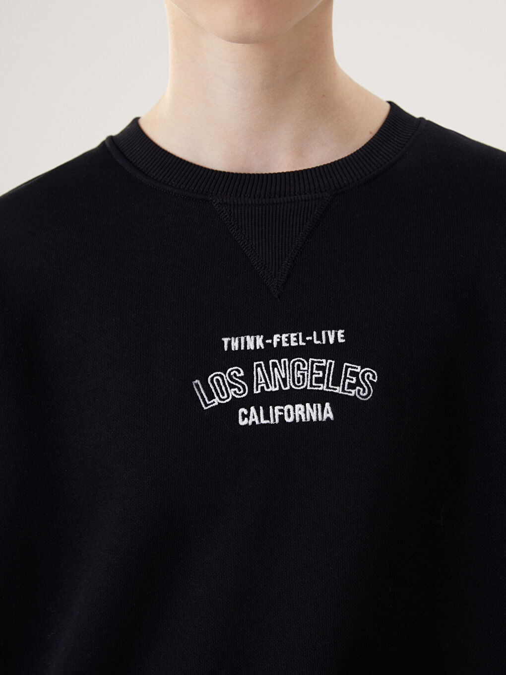 XSIDE Siyah California Nakışlı Oversize Kadın Kalın Sweatshirt - 2