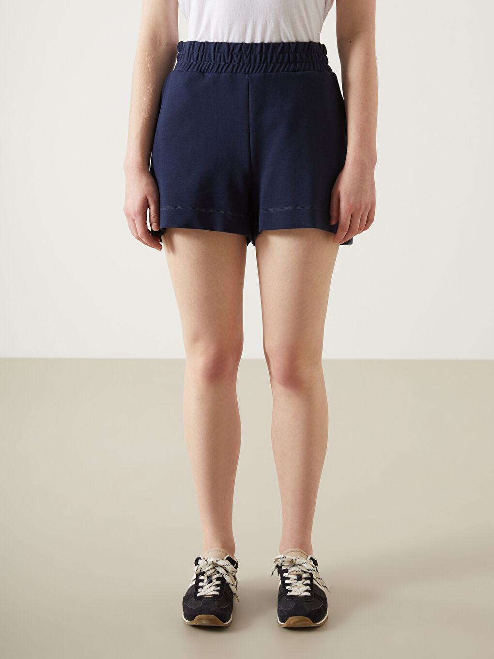 Lacivert Beli Lastikli Kadın Şort-1