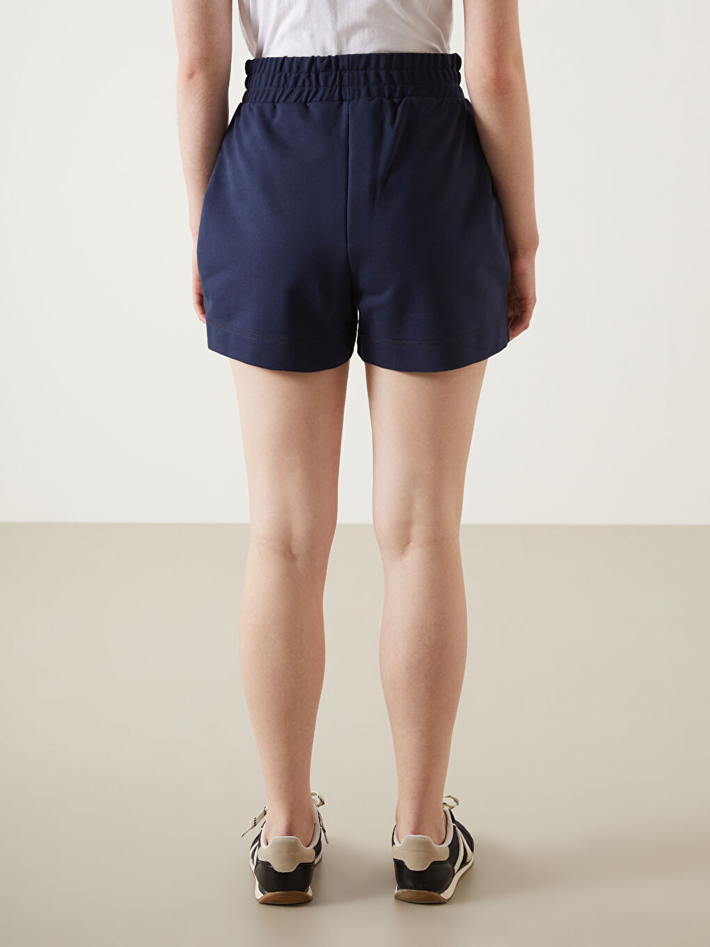 Lacivert Beli Lastikli Kadın Şort-3