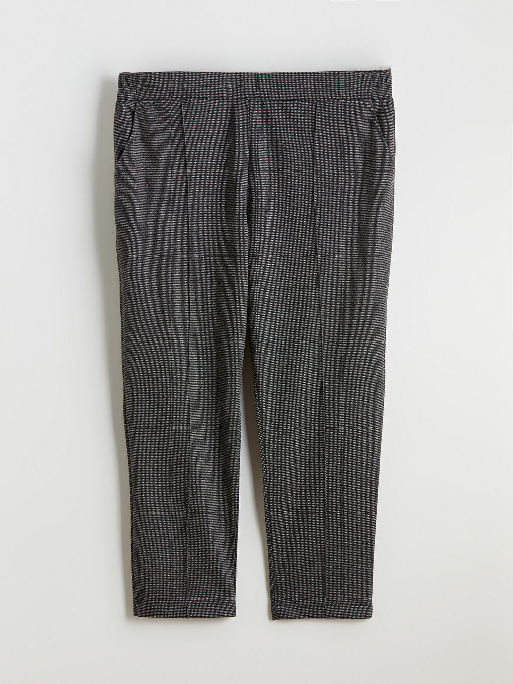 Siyah Beli Lastikli Kadın Cigarette Pantolon