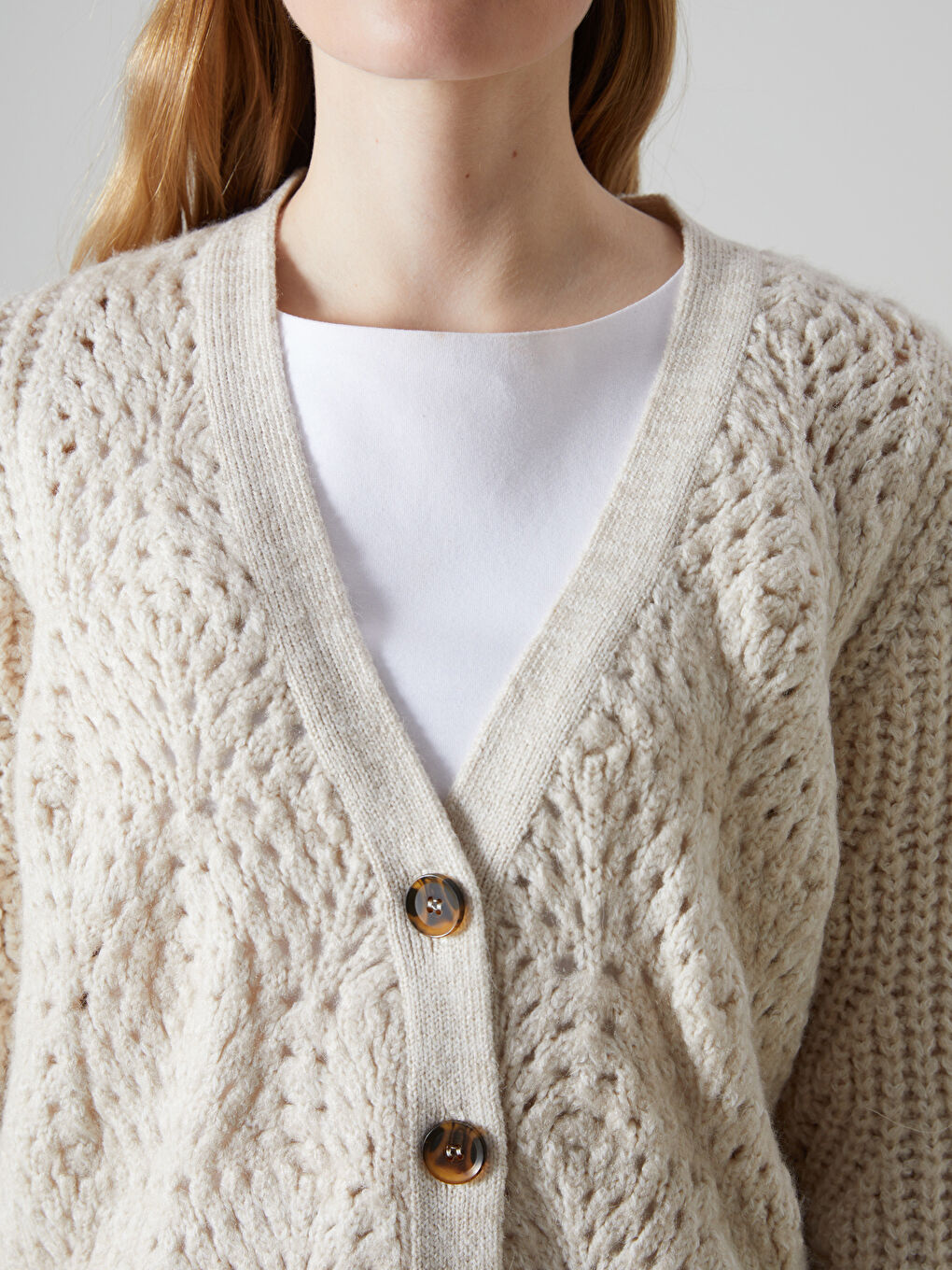 كارديجان تريكو محبوك بثقوب برقبة على شكل حرف V للسيدات-2