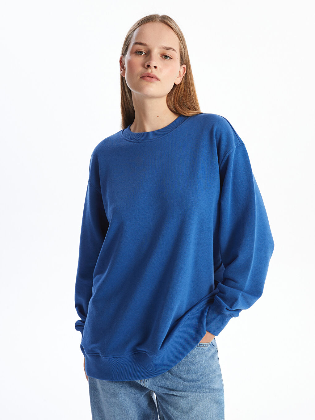 LCW Modest Koyu Mavi Bisiklet Yaka Oversize Kadın Kalın Sweatshirt