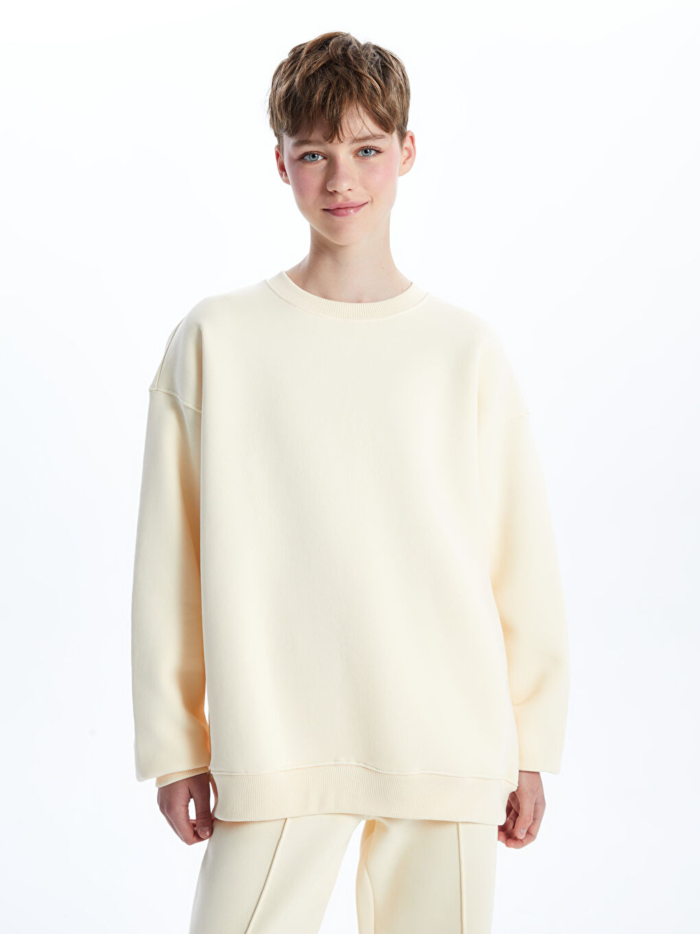 Bej Bisiklet Yaka Oversize Kadın Kalın Sweatshirt