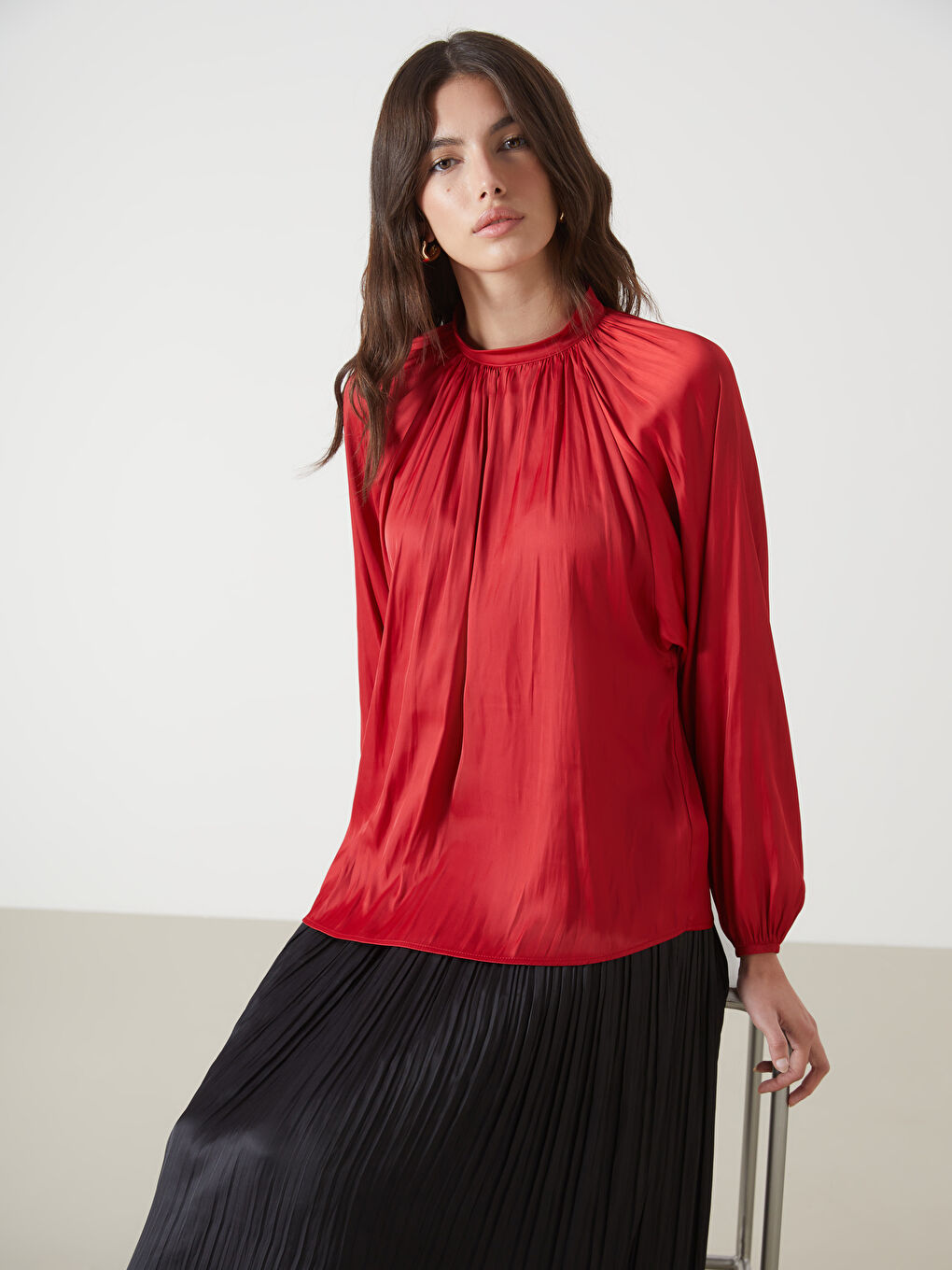 LCWAIKIKI Classic Funnel Neck Oversize Satin Women's Blouse -W4KI23Z8-GZL
