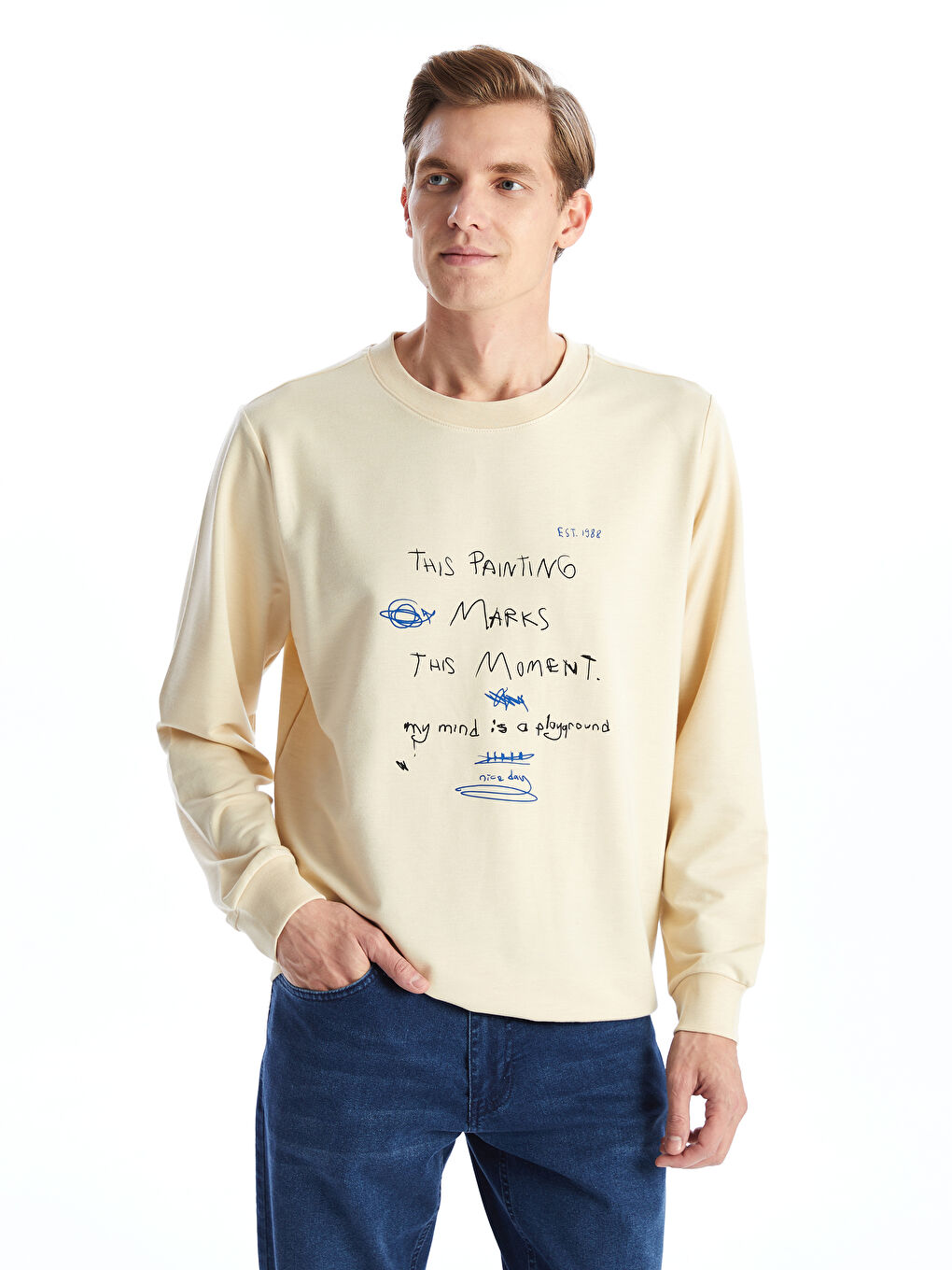 LCW ECO Bej Bisiklet Yaka Uzun Kollu Baskılı Erkek Sweatshirt