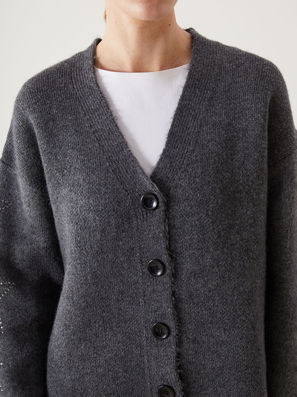 Antrasit V Yaka Taşlı Oversize Kadın Triko Hırka-2