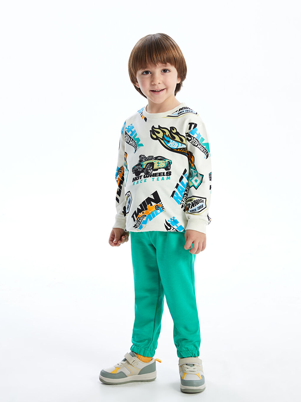 LCW Kids Ekru Bisiklet Yaka Erkek Çocuk Sweatshirt ve Eşofman Alt 2'li - 1