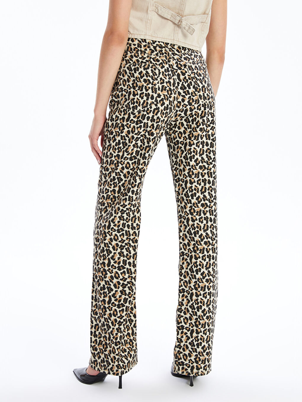 Kahverengi Standart Fit Leopar Desenli Kadın Pantolon-3