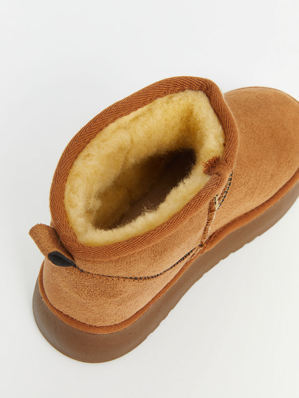 Kahverengi İçi Kürklü Kadın Bot-5