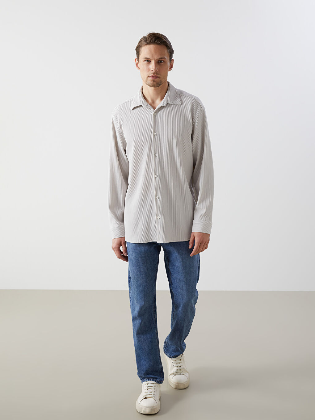 Bej Rahat Kalıp Uzun Kollu Erkek Dokulu Gömlek-1