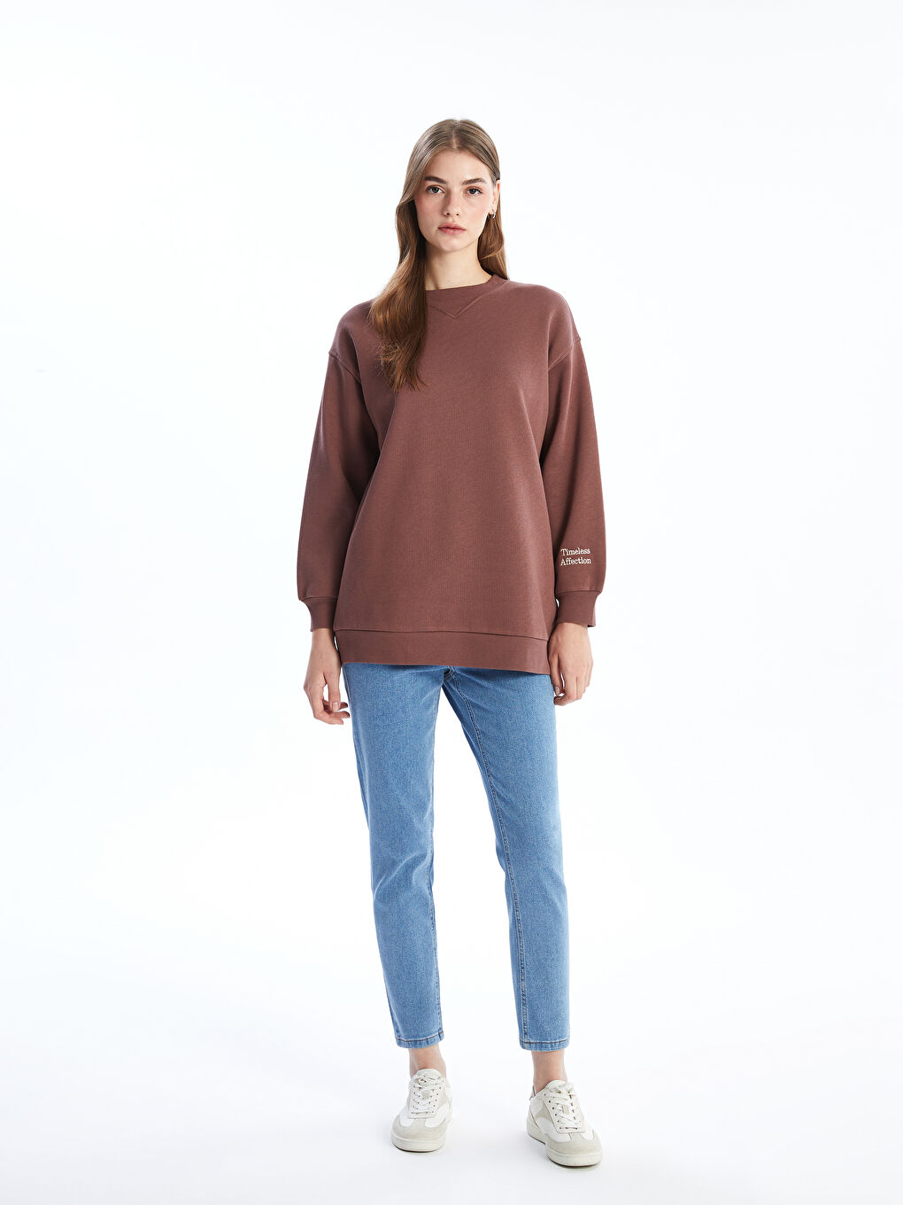 LCW Modest Açık Kahverengi Bisiklet Yaka Nakışlı Kadın Kalın Sweatshirt Tunik - 1