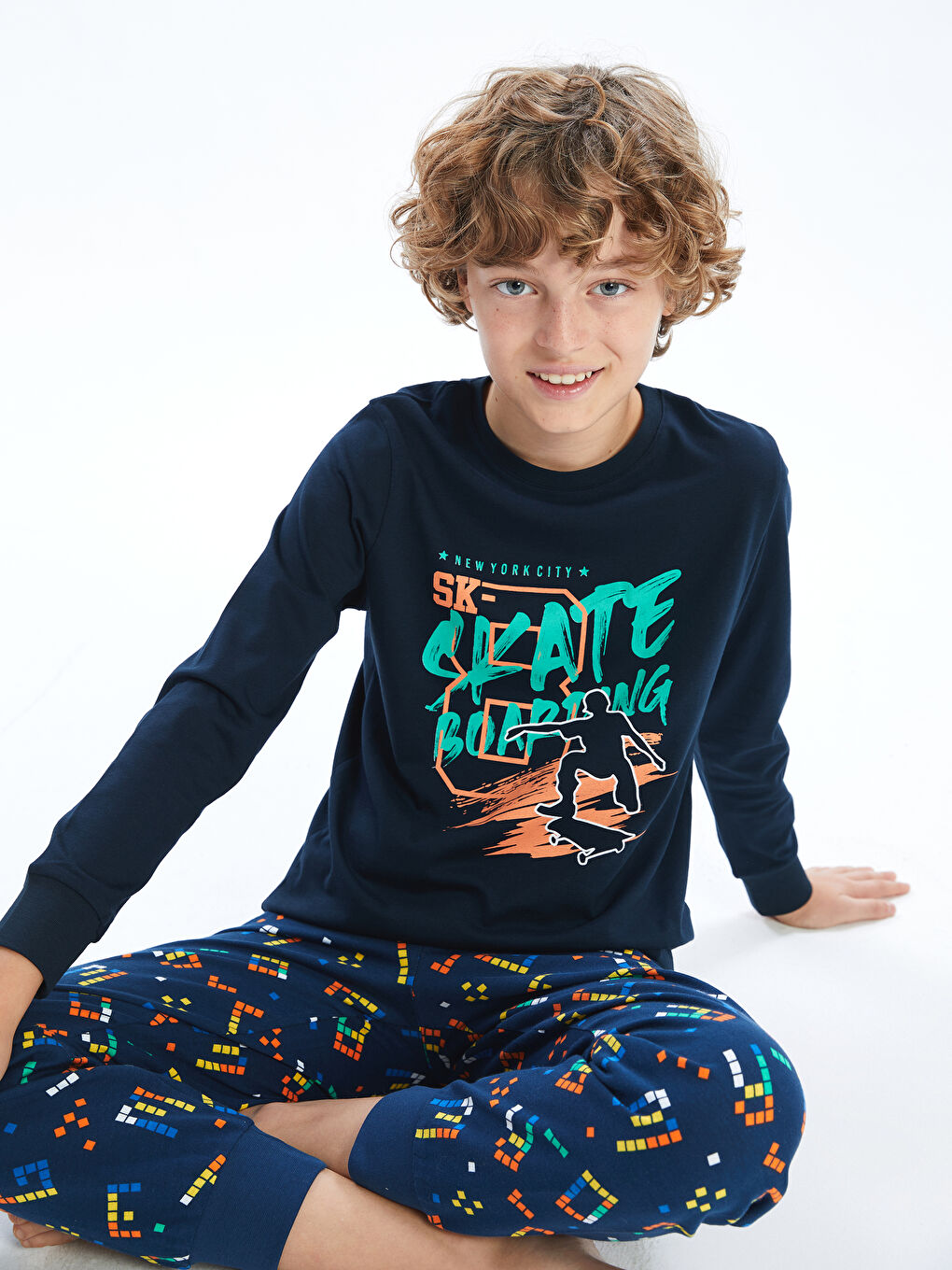 Lacivert Bisiklet Yaka Erkek Çocuk Pijama Takımı