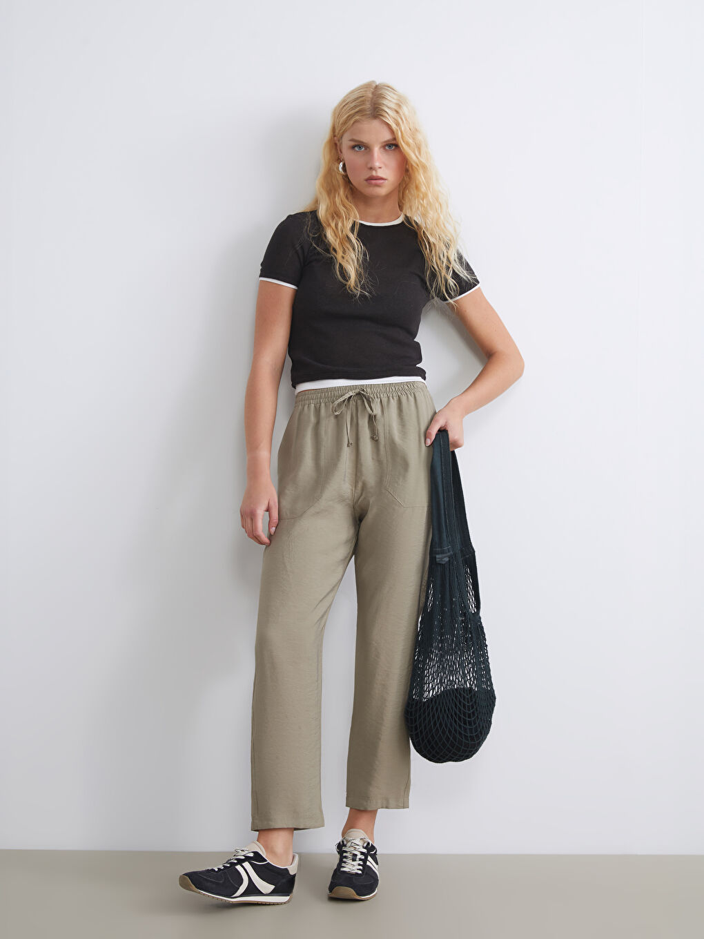 Haki Beli Lastikli Loose Fit Kadın Pantolon