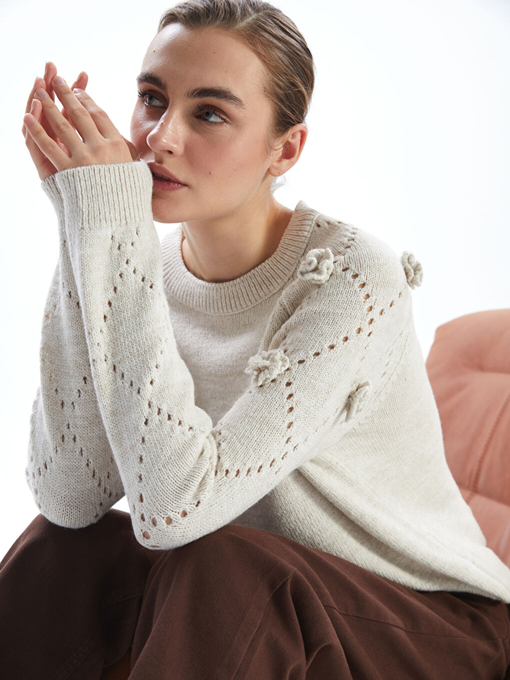 Ekru Bisiklet Yaka Ajurlu Kadın Triko Kazak