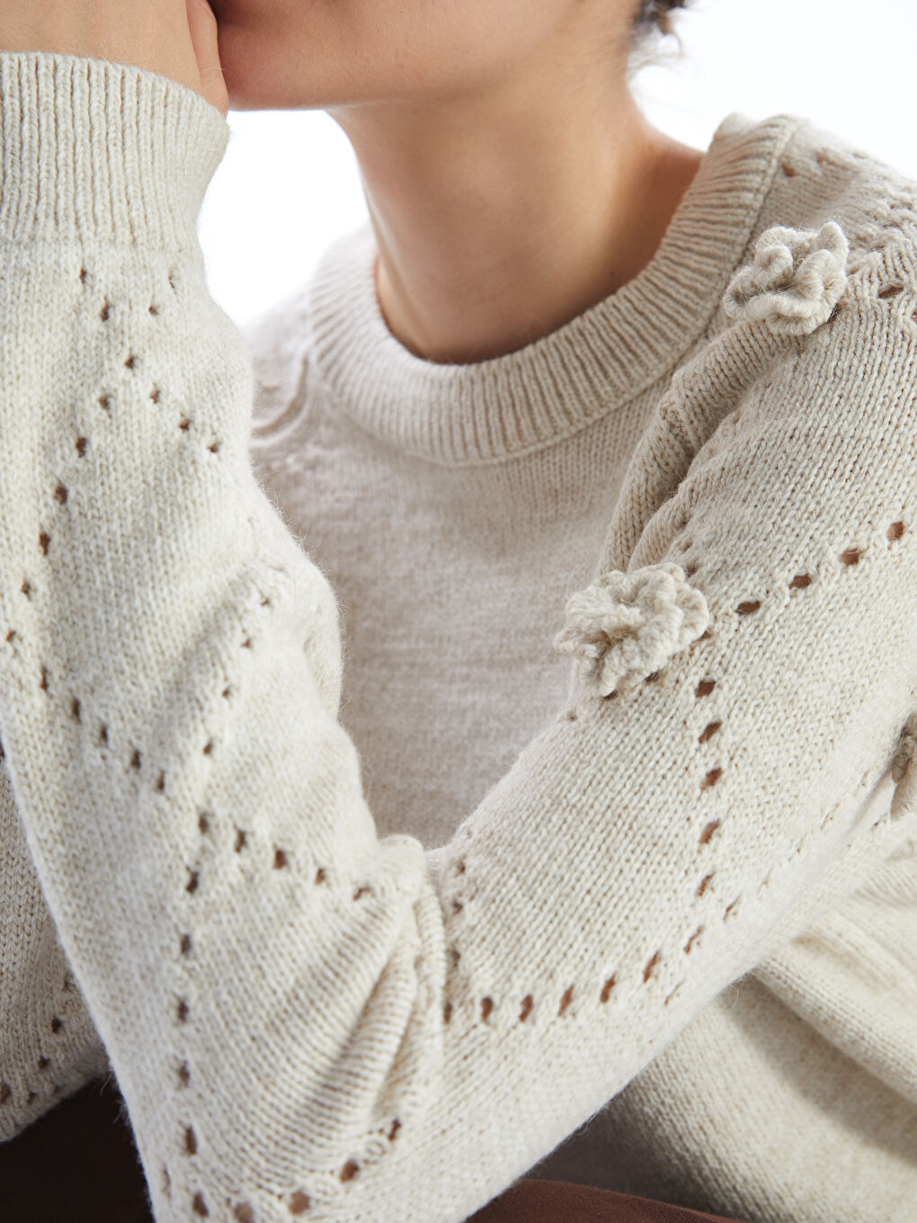 Ekru Bisiklet Yaka Ajurlu Kadın Triko Kazak-2