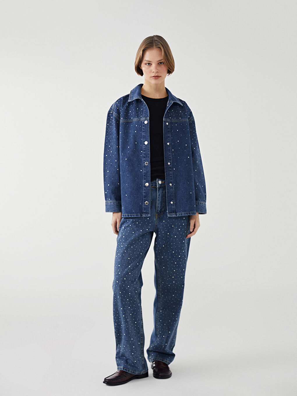 İndigo Gömlek Yaka Parlak Taşlı Oversize Kadın Jean Ceket-1