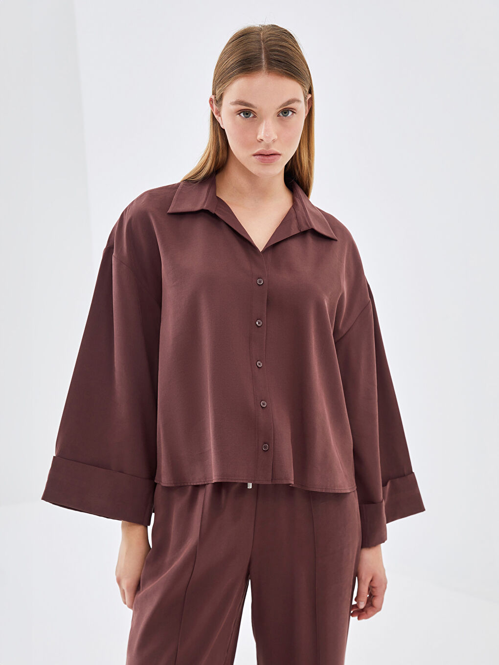 Kahverengi Oversize Kadın Gömlek
