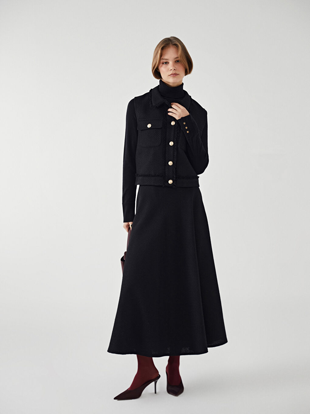 Siyah Loose Fit Dokulu Kadın Etek-4