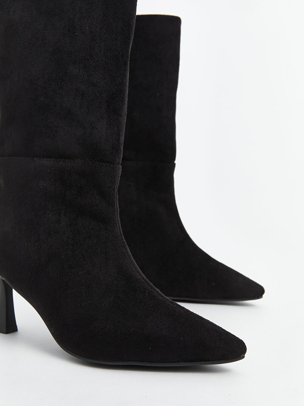 Siyah Süet Görünümlü Kadın Topuklu Bot-2